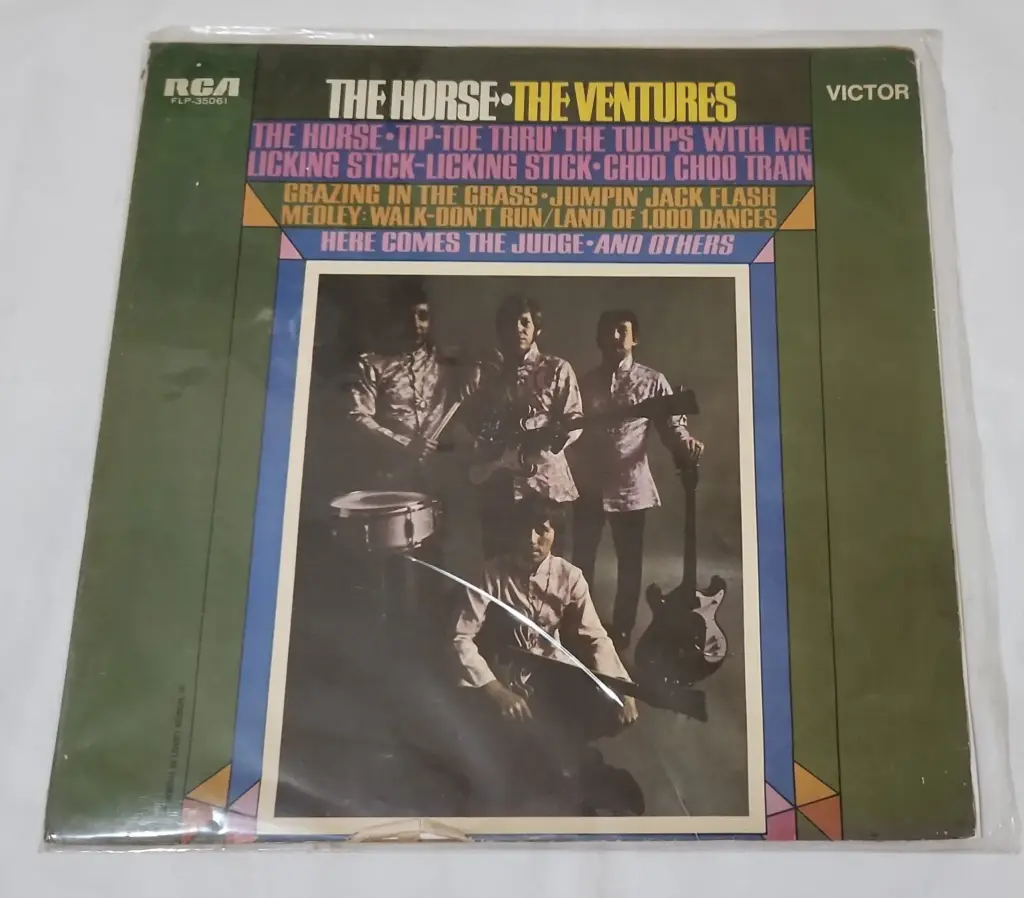 The Ventures - The Horse
