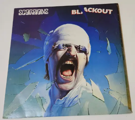 Scorpions - Blackout